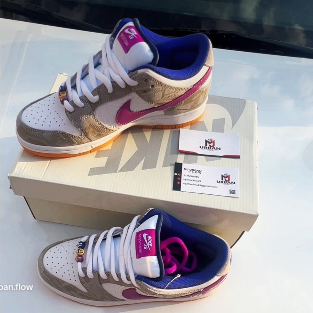 Nike Dunk SB Rayssa Leal sizes 8.5